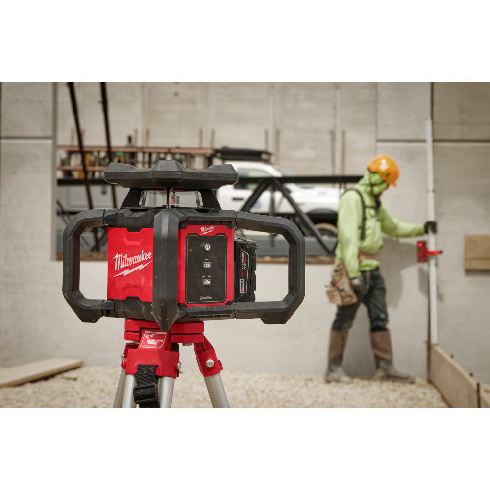 M18™ Red Exterior Rotary Laser Level Kit with Receiver, Tripod, & Grade Rod (3701-21T)